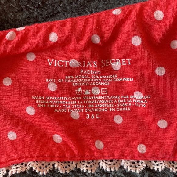 Victoria Secret Bra 36C - Picture 5 of 7